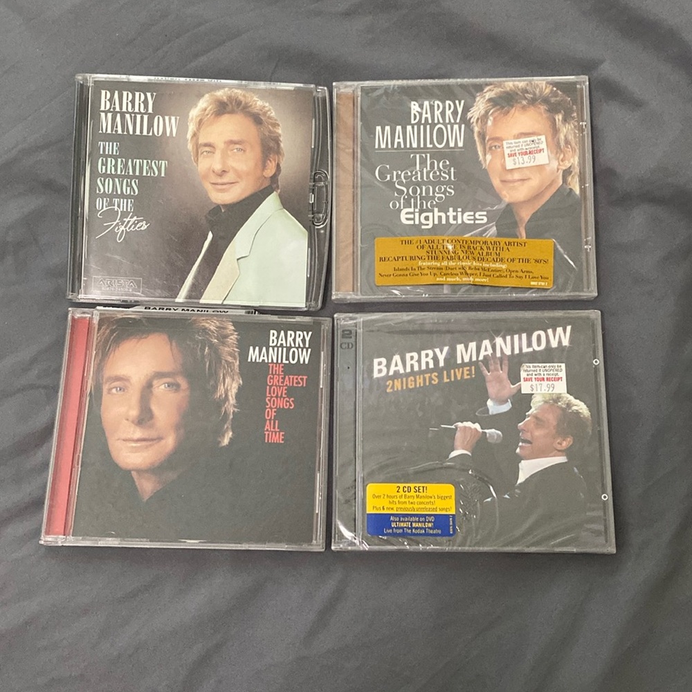 BARRY MANILOW CDS